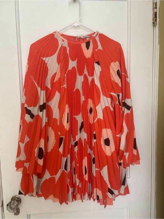 Marimekko Dresses & Skirts - Marimekko mini dress / tunic in unikko print